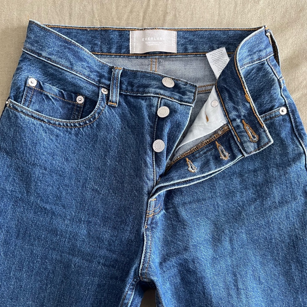 Everlane “The 90s Cheeky Jean” in Deep Atlantic